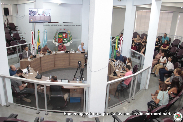 Mulheres recebem moções de aplauso no Legislativo