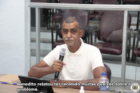 Sem providências da Prefeitura, lotes sujos continuam incomodando