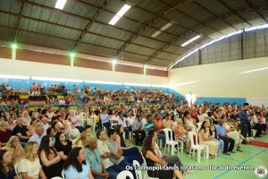 Câmara empossa prefeito, vice e vereadores