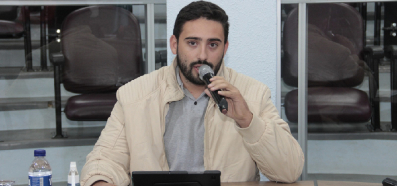 Vereador pede melhorias para a Policlínica