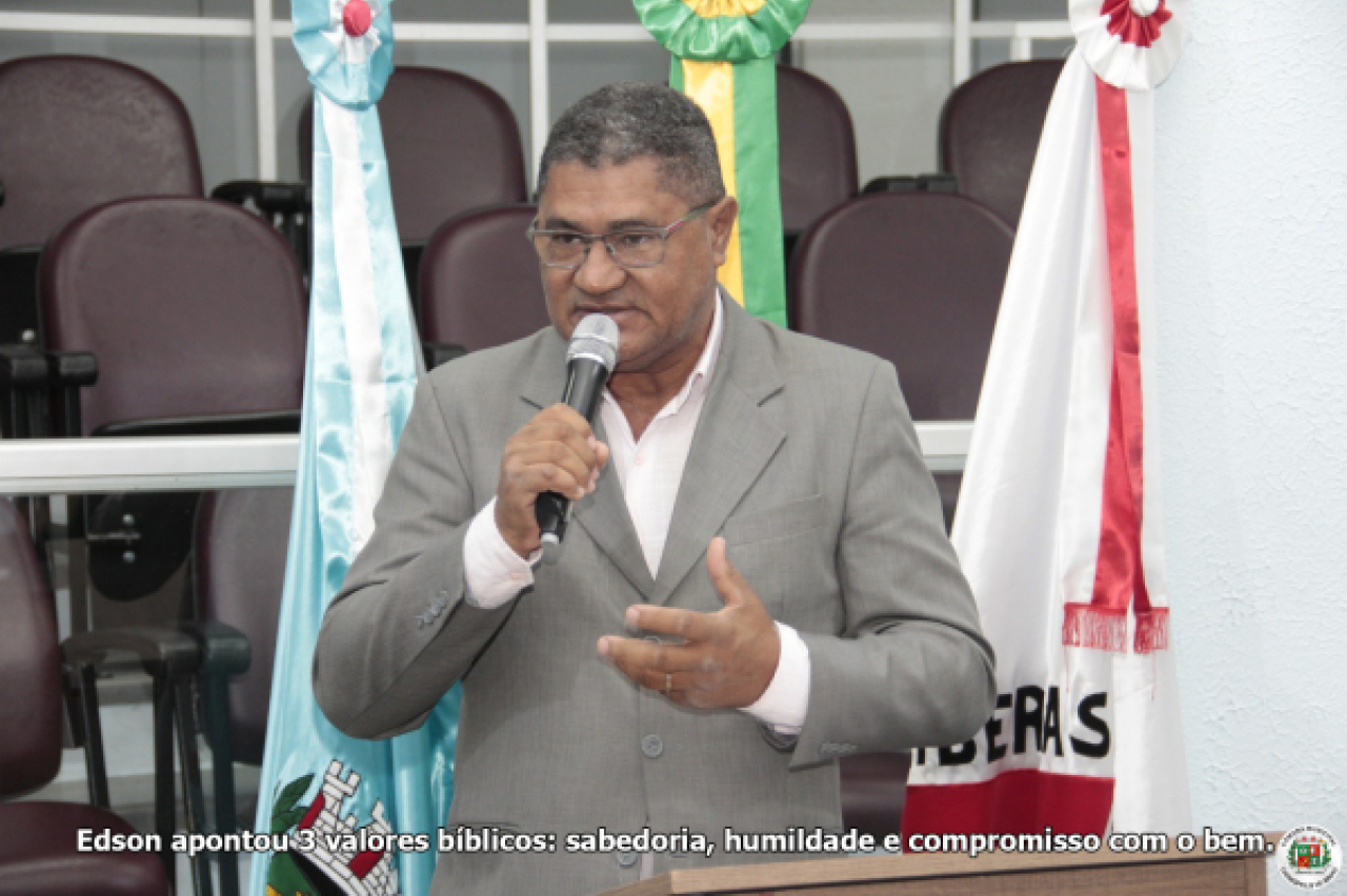 Pastor presbiteriano dá boas vindas à nova mesa diretora