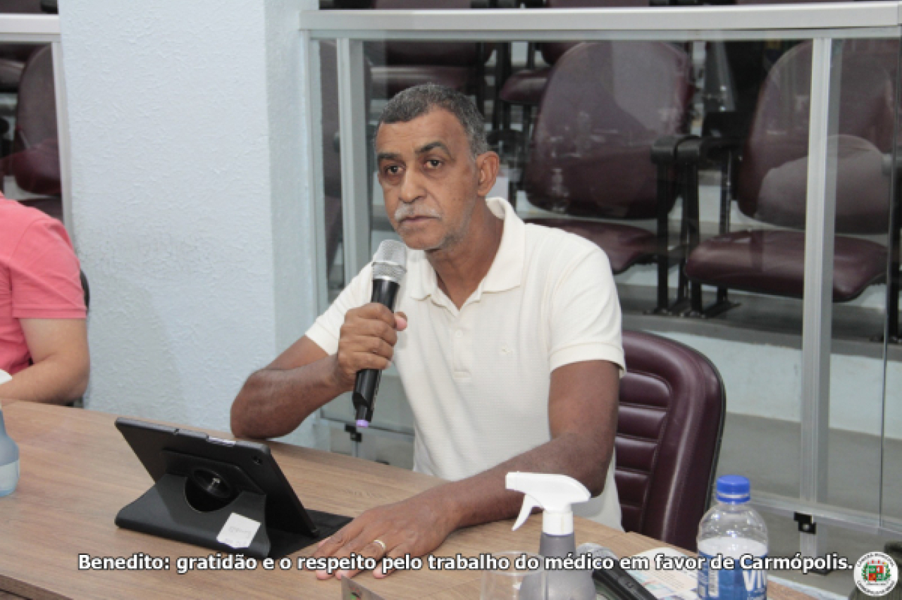 Doutor Nuno recebe homenagem durante sessão legislativa